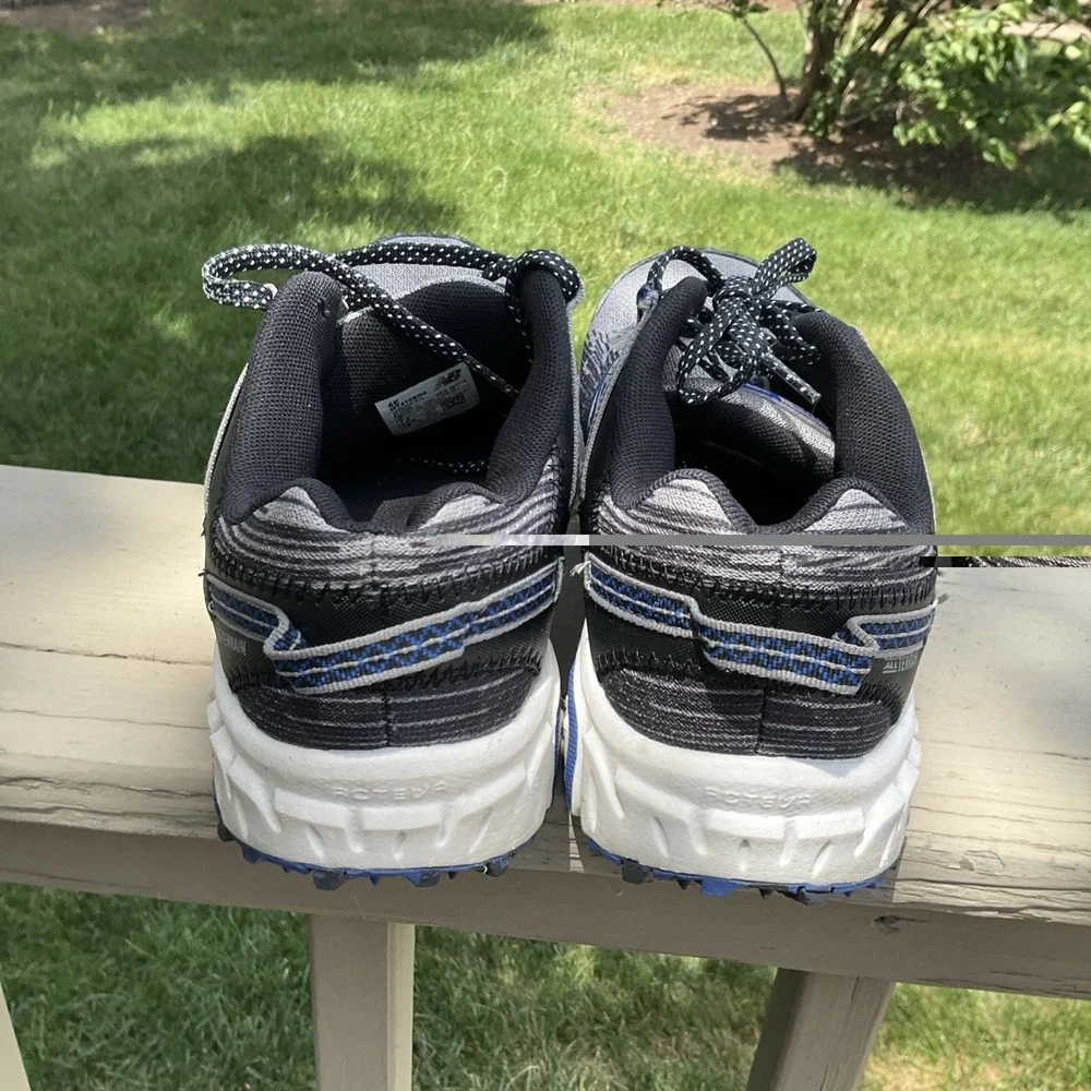 New Balance 410v6 men's size 8 trail running shoes  black gray blue MT410sg6